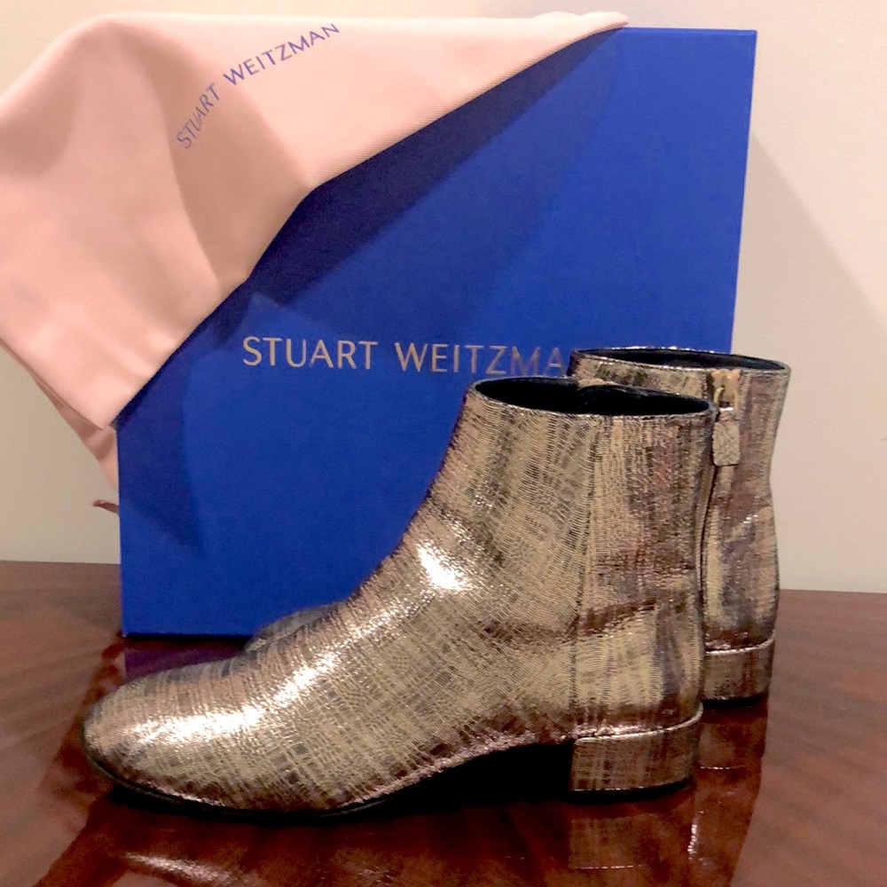 Women’s Booties - Picture 2 of 5